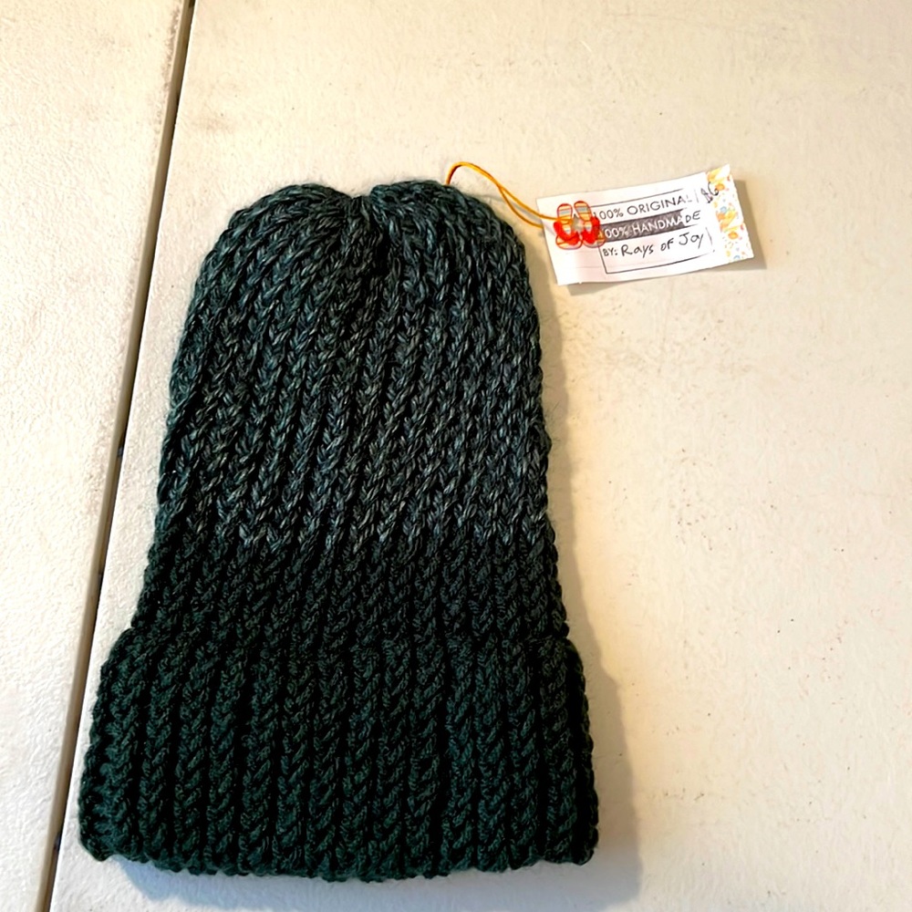 New, Men’s Winter Hat, Handmade, Loom Knitted, Green, Mixed Green, Yarn, Small